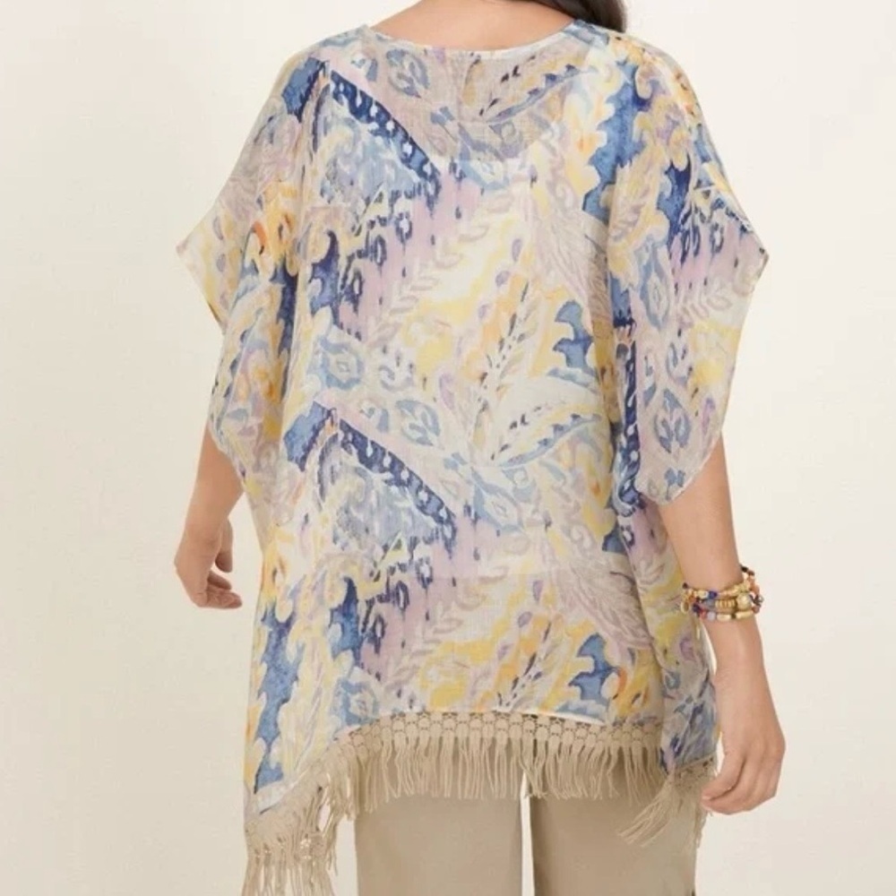 NWT Chico's Linen Weave Poncho Size S/M with Crochet Fringe Trim
